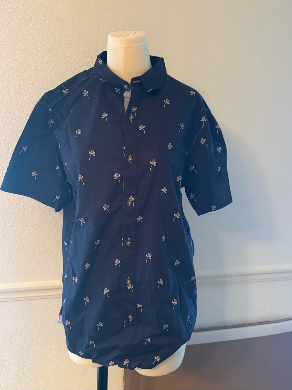 Sovereign Code Navy Short-Sleeve Button-Down Shirt with Subtle Rose Embroidery